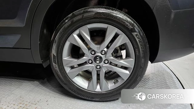 Kia Seltos id 4339121 из Кореи 13