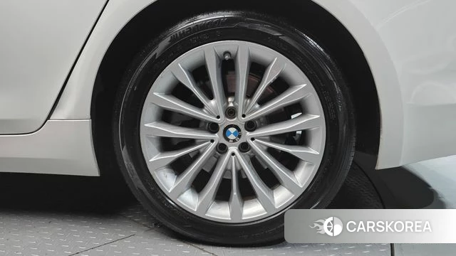 BMW 5 Series (G30) id 4746868 из Кореи 13