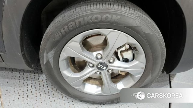 Kia Seltos id 4284531 из Кореи 13