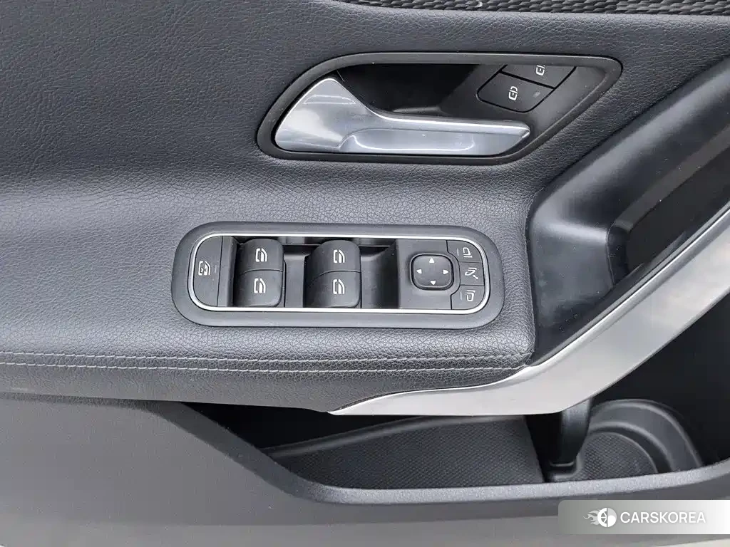 Mercedes-Benz A-Class id 4679997 из Китая 14
