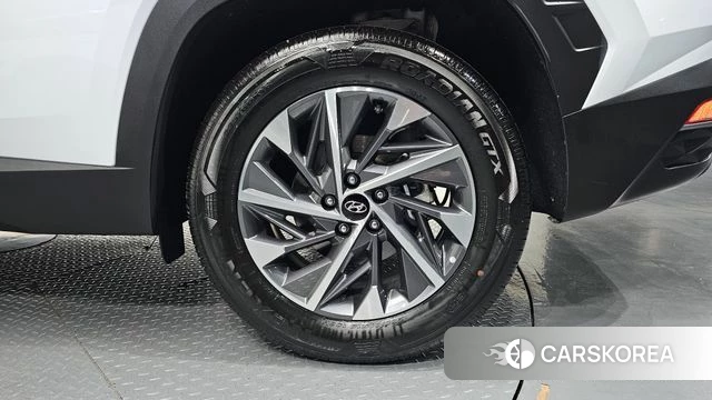 Hyundai Tucson (NX4) id 4194636 из Кореи 13