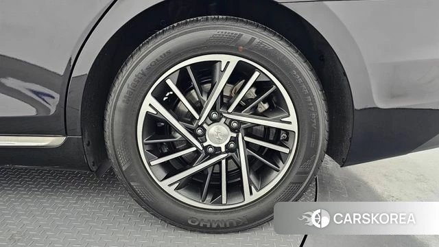 Hyundai The New Grandeur IG id 4250009 из Кореи 13