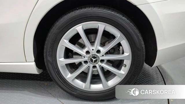 Mercedes-Benz A-Class W177 id 4586590 из Кореи 13