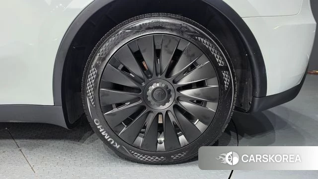 Tesla Model Y id 4681893 из Кореи 13