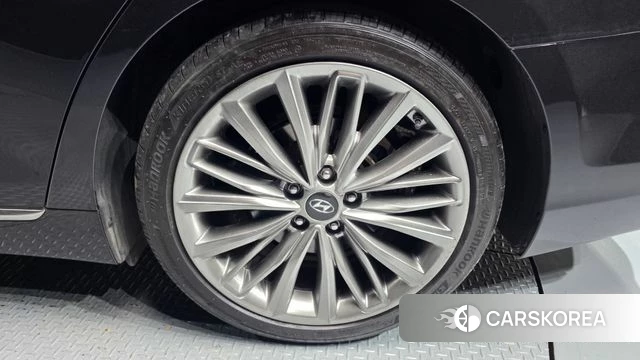 Hyundai Grandeur IG id 4684119 из Кореи 13