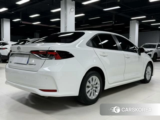 Toyota Corolla id 3983455 из Китая 13