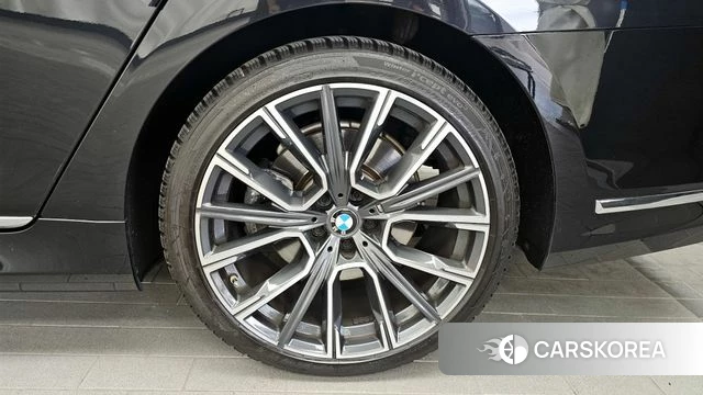 BMW 7 Series (G11) id 4355254 из Кореи 13