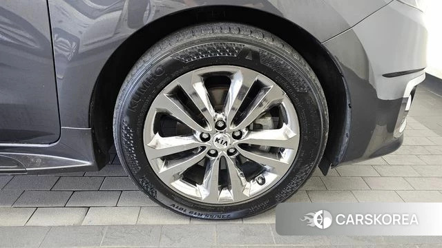 Kia All New Carnival id 4497022 из Кореи 13