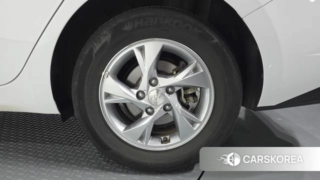 Hyundai Avante (CN7) id 4284469 из Кореи 13