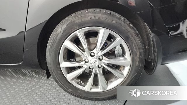 Kia The New Carnival id 4317947 из Кореи 13