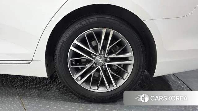 Hyundai Grandeur IG id 4713475 из Кореи 13