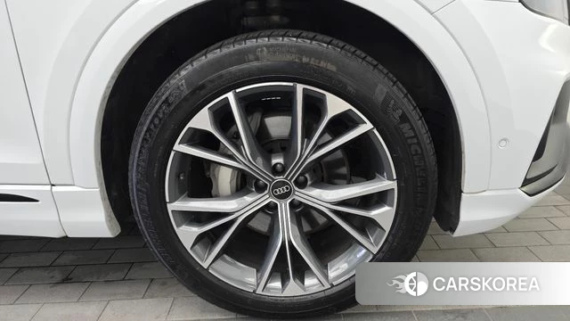 Audi Q8 (4M) id 4666102 из Кореи 13