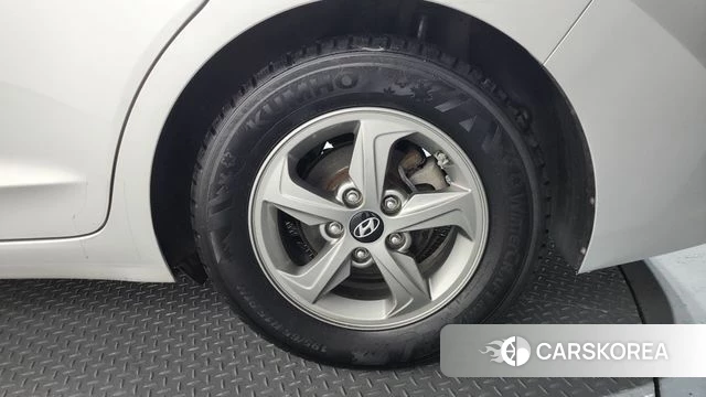 Hyundai Avante AD id 4305180 из Кореи 13