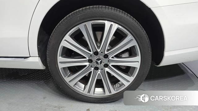 Mercedes-Benz E-Class W213 id 4764111 из Кореи 13