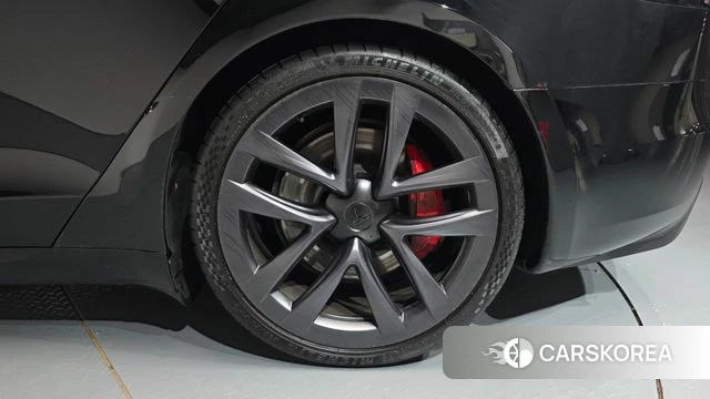 Tesla Model S id 4834899 из Кореи 13