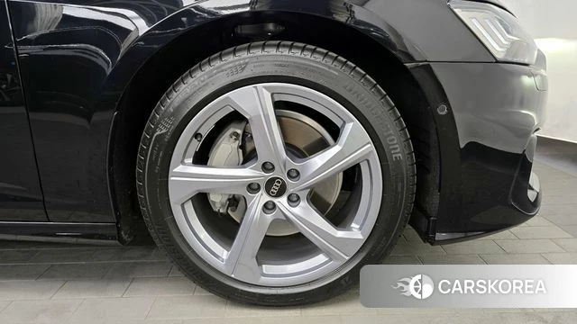 Audi A6 (C8) id 4291843 из Кореи 13