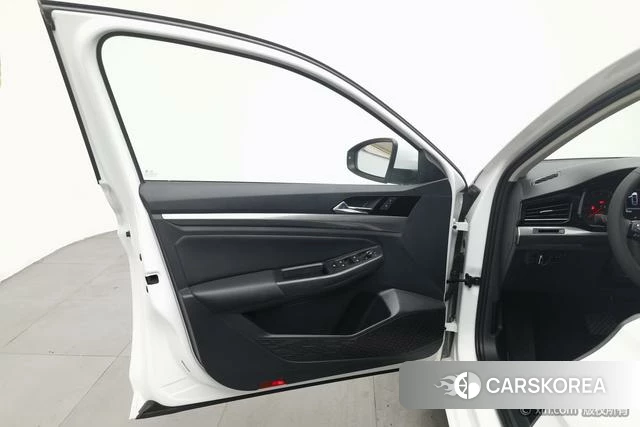 Volkswagen Bora id 4307138 из Китая 13