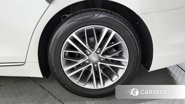 Hyundai Grandeur IG id 4225807 из Кореи 13