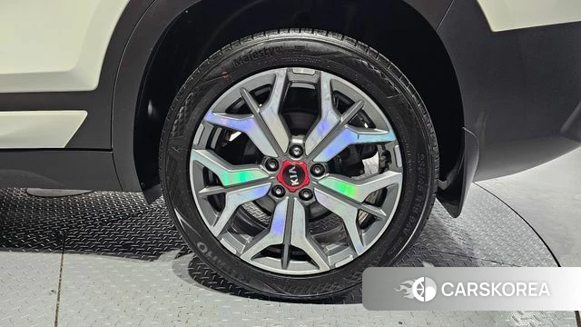 Kia Seltos id 4604829 из Кореи 13