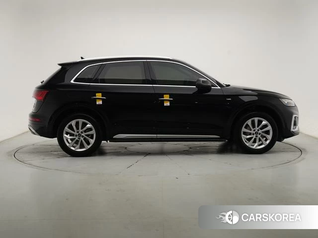 Audi Q5L id 3927064 из Китая 13