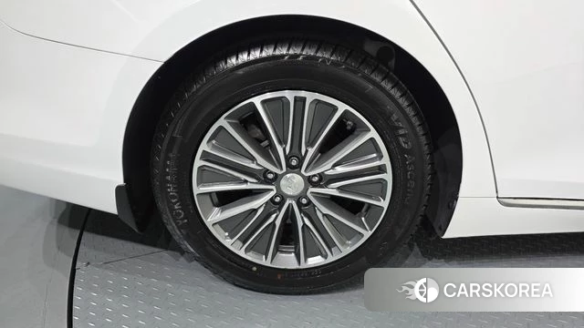Hyundai Grandeur IG Hybrid id 4305154 из Кореи 13