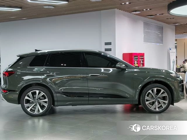 Audi Q6L e-tron id 4259130 из Китая 13