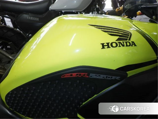 Honda CBR250R ABS id 3947173 из Японии 13