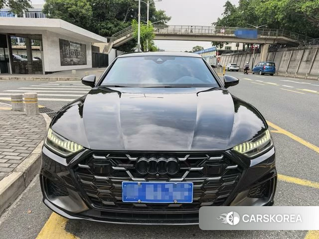 Audi A7L id 4313945 из Китая 13