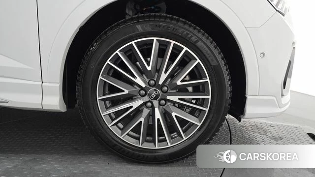 Audi Q3 (F3) id 4691312 из Кореи 13