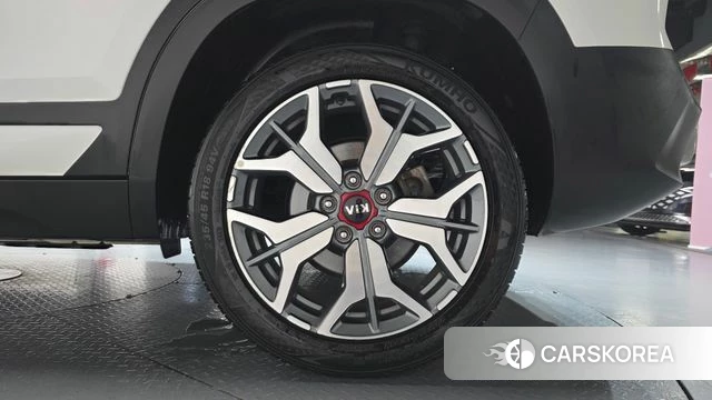 Kia Seltos id 4338951 из Кореи 13