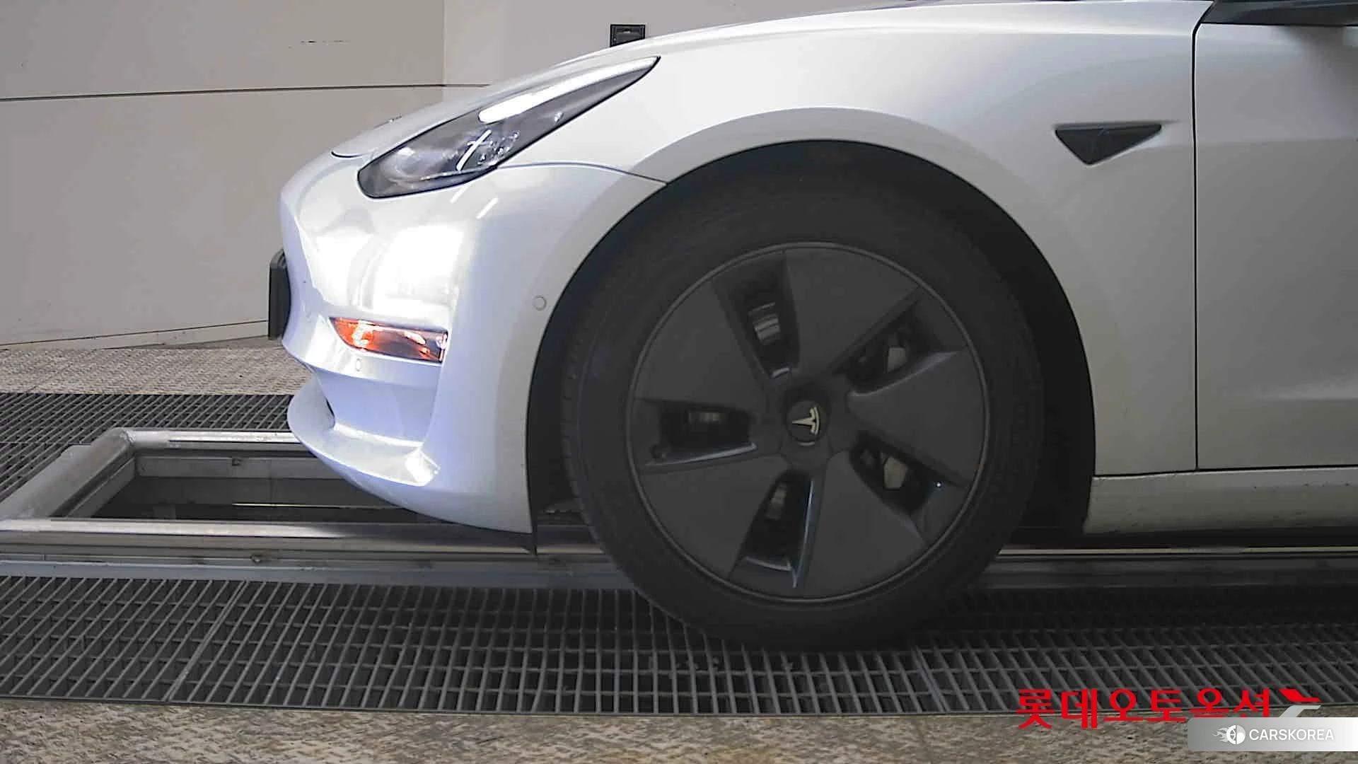 Tesla Model 3 Long Range id 3882117 из Кореи 13