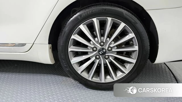 Kia Come New K7 id 4384630 из Кореи 13