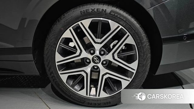Hyundai Grandeur (GN7) id 4468282 из Кореи 13