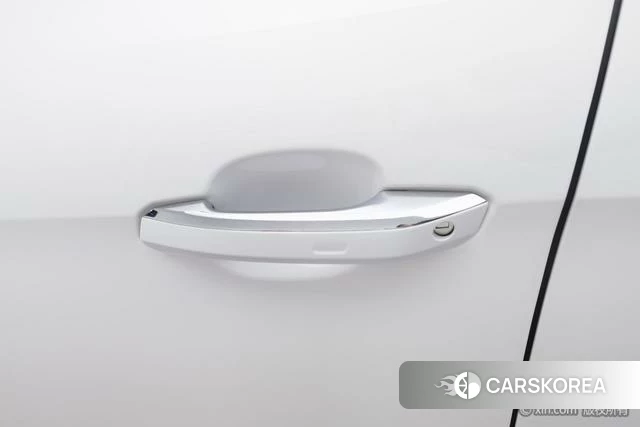 Audi A4L id 4307001 из Китая 13