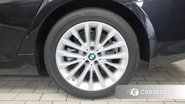 BMW 5 Series (G30) id 4746140 из Кореи 13