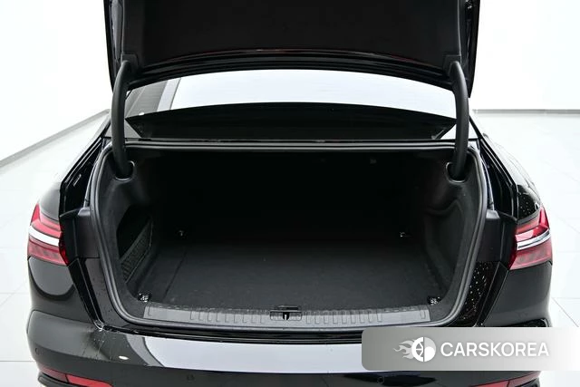 Audi A6L id 4335007 из Китая 13