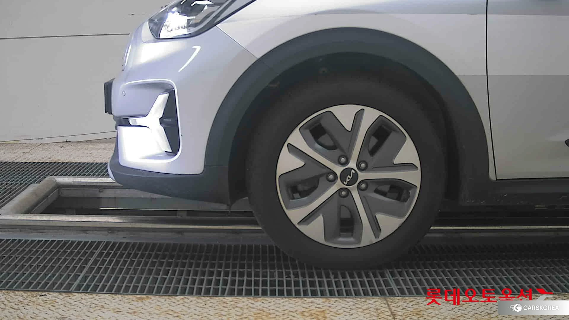 Kia Niro Plus id 4664341 из Кореи 13