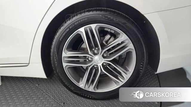 Hyundai Grandeur IG id 4188332 из Кореи 13