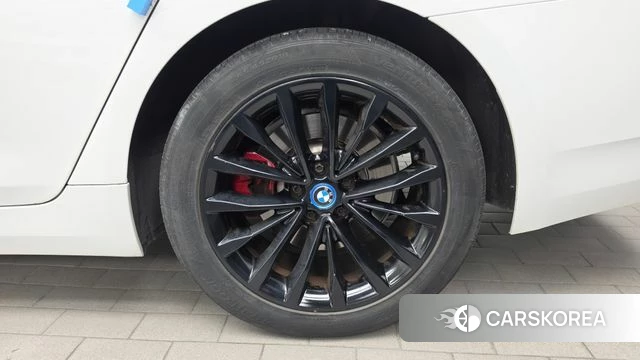 BMW 5 Series (G30) id 4670999 из Кореи 13
