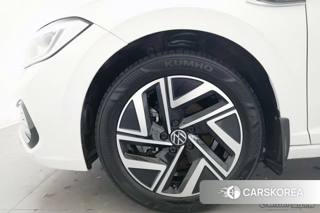 Volkswagen Sagitar id 4329100 из Китая 13