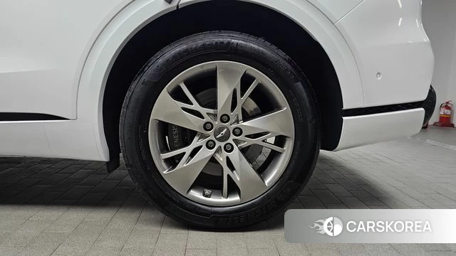 Genesis GV70 id 4186160 из Кореи 13