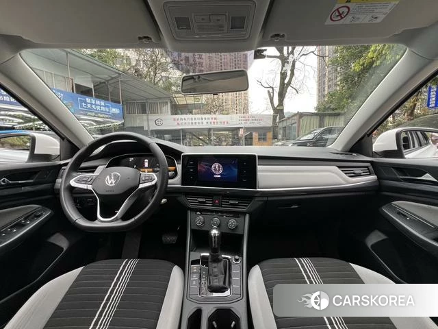 Volkswagen Bora id 4271418 из Китая 13
