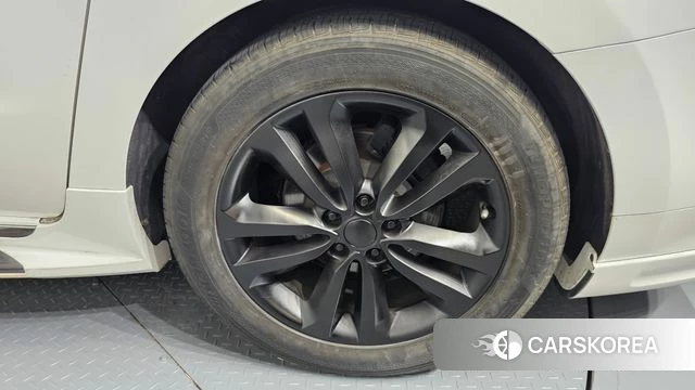 Kia All New Carnival id 4662996 из Кореи 13