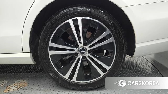 Mercedes-Benz E-Class W213 id 4647001 из Кореи 13