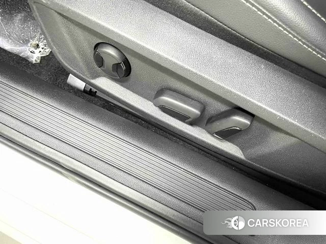 Volkswagen Passat id 4263093 из Китая 13