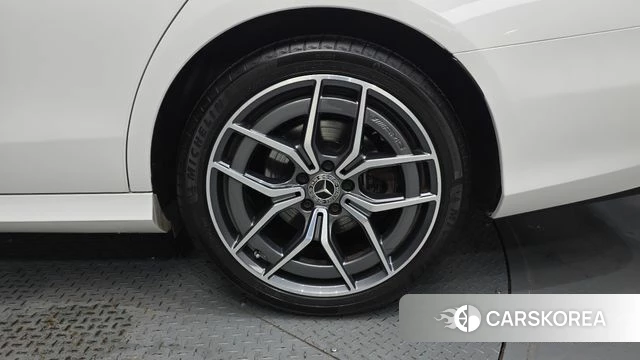 Mercedes-Benz E-Class W213 id 4619350 из Кореи 13