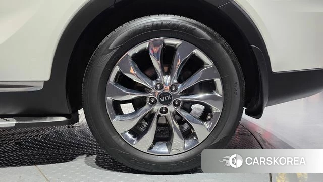 Kia The New Sorento id 4755467 из Кореи 13