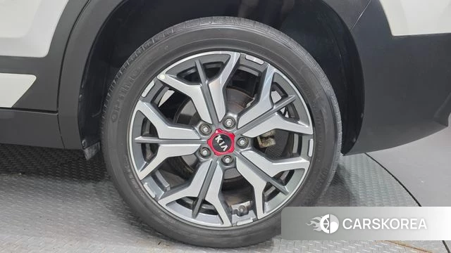 Kia Seltos id 4402661 из Кореи 13