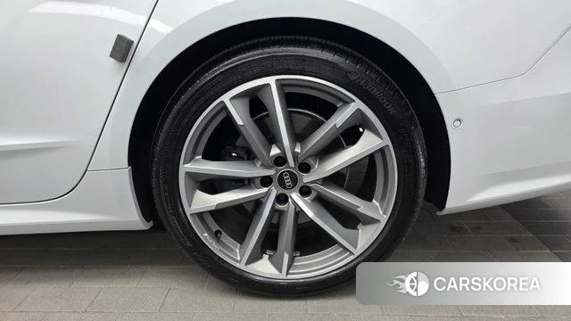 Audi A7 (4K) id 4255094 из Кореи 13