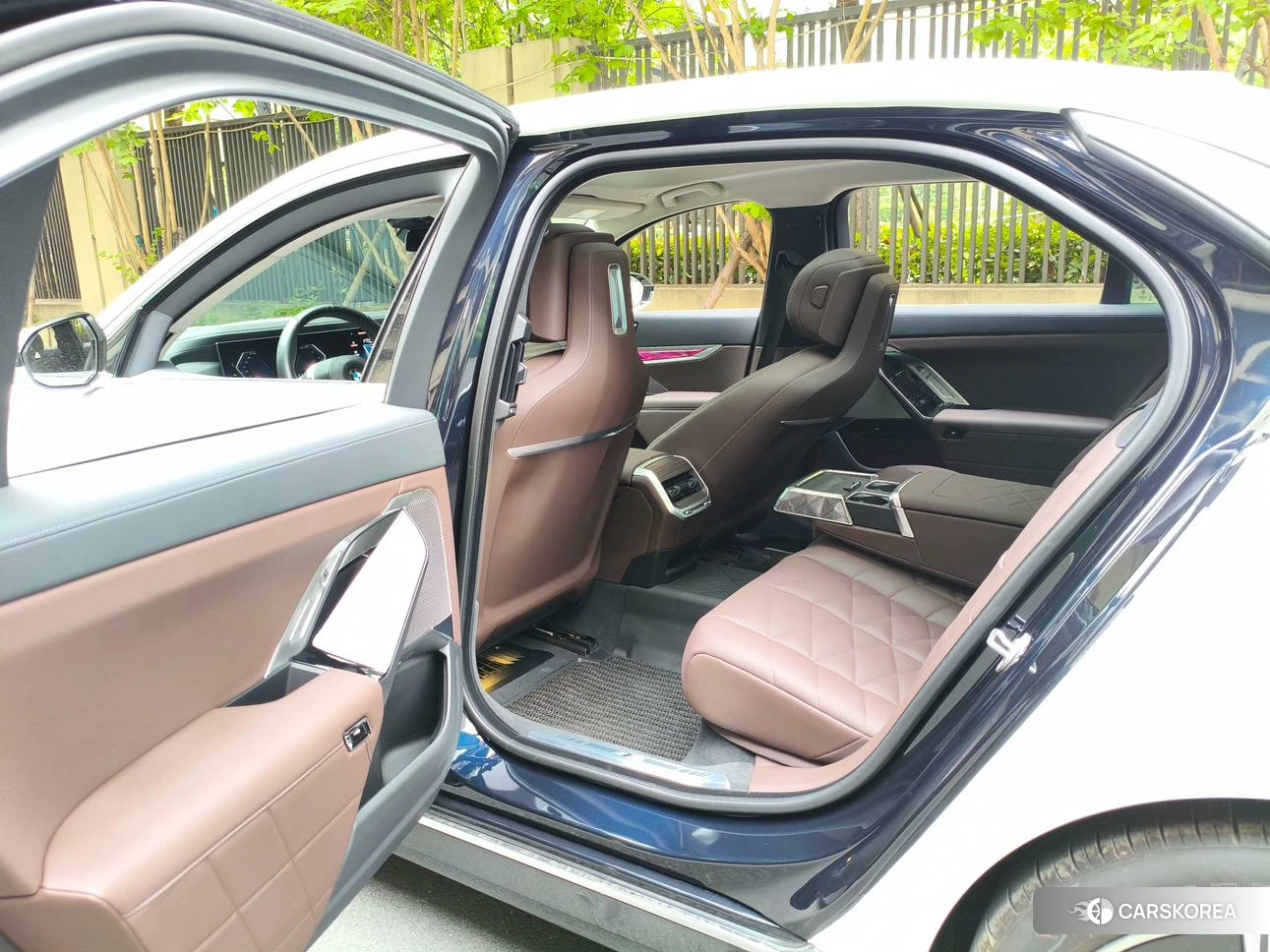 BMW 7 series id 4467873 из Китая 13